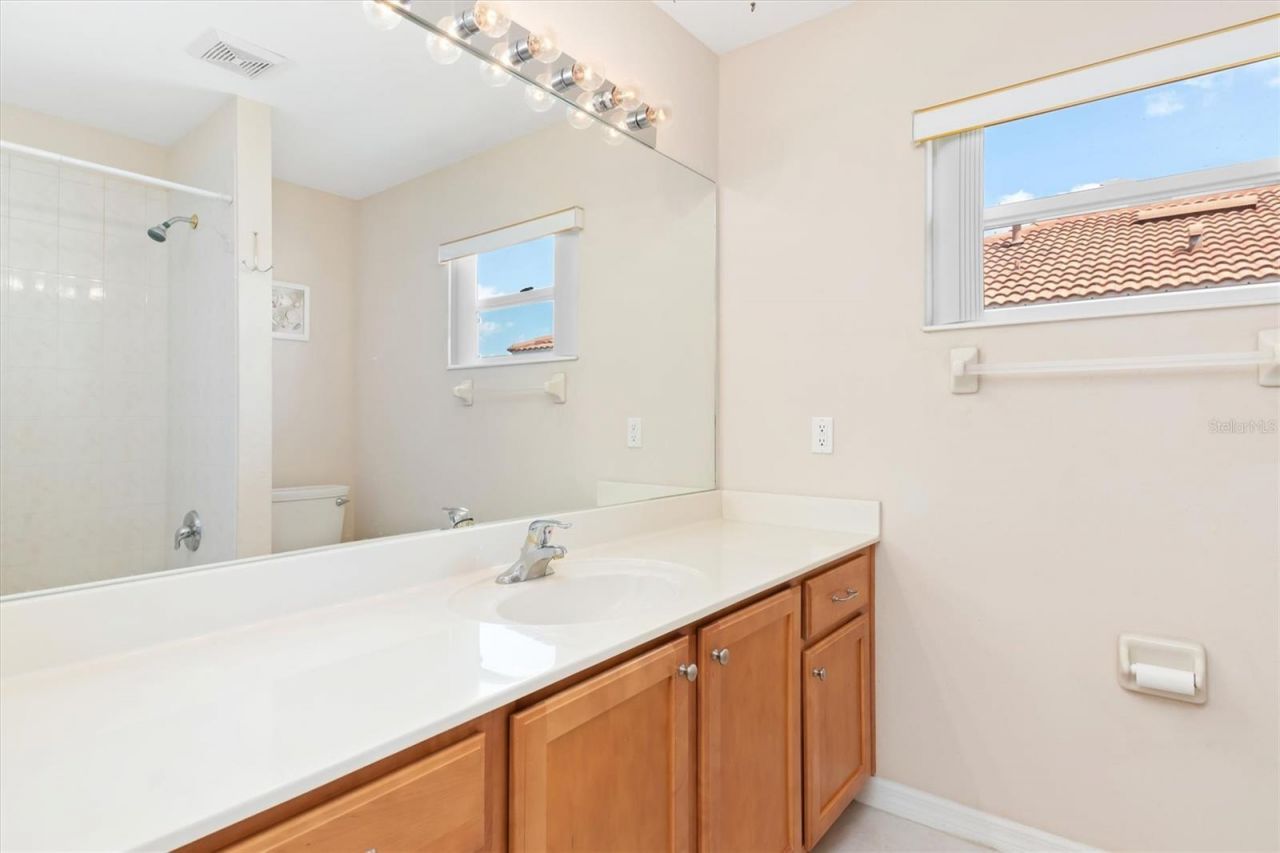 6918 74th Street Circle E, Bradenton, FL 34203 Photo