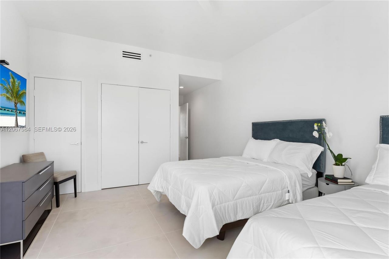 6101 Aqua Ave, Unit 703, Miami Beach, FL 33141 Photo