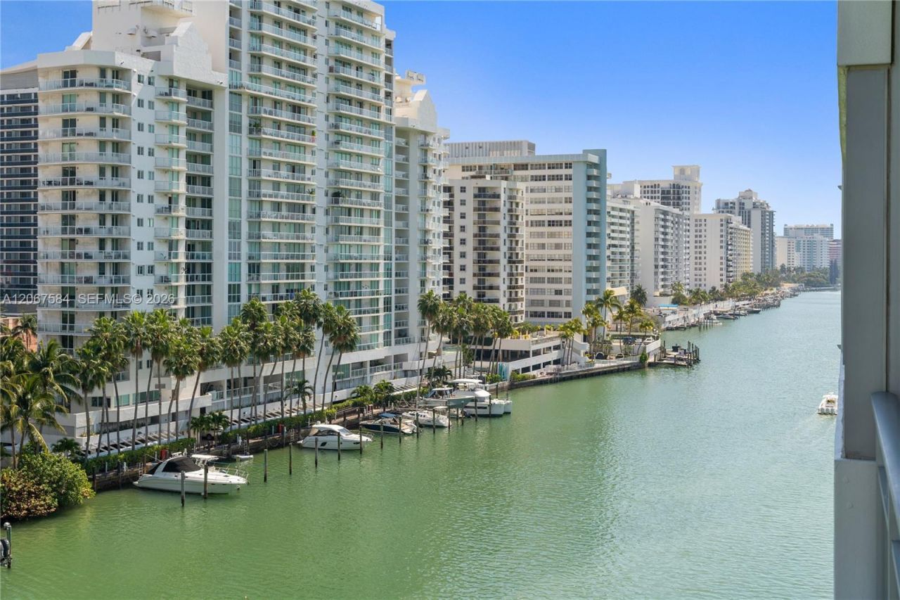 6101 Aqua Ave, Unit 703, Miami Beach, FL 33141 Photo