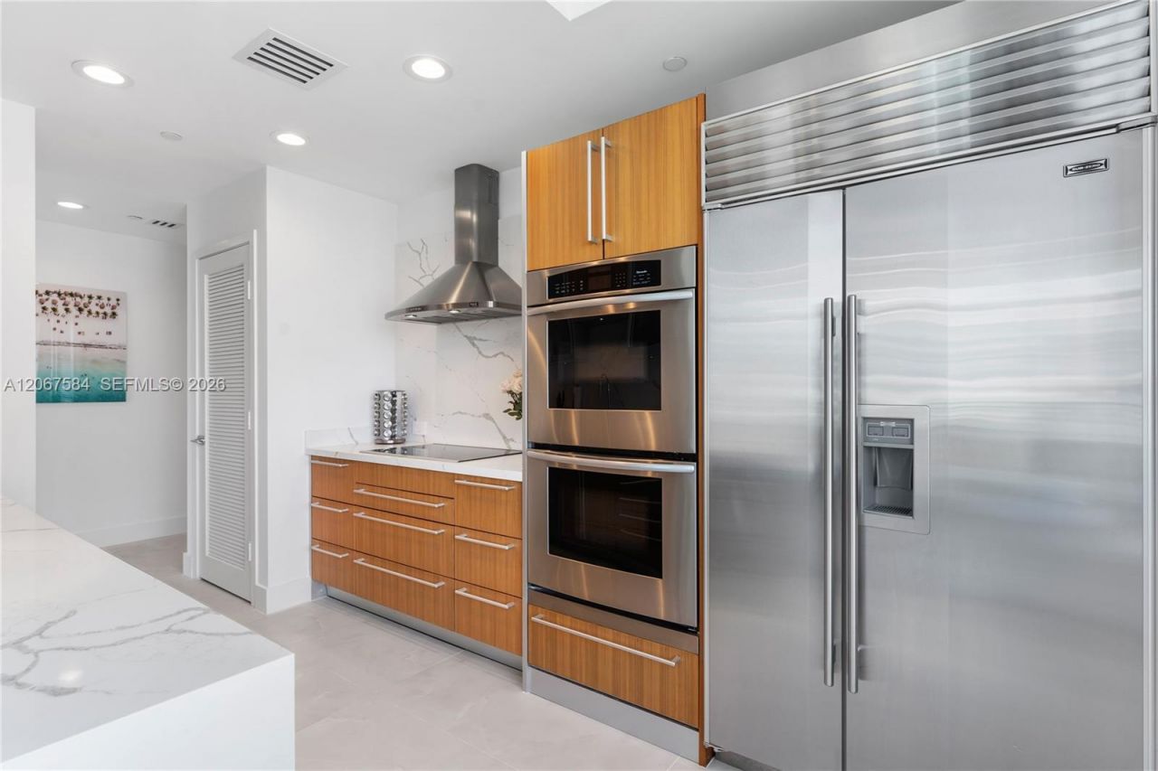 6101 Aqua Ave, Unit 703, Miami Beach, FL 33141 Photo