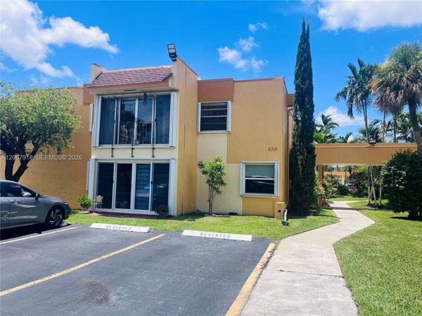 9310 W Flagler St , Unit 110A, Miami, FL 33174