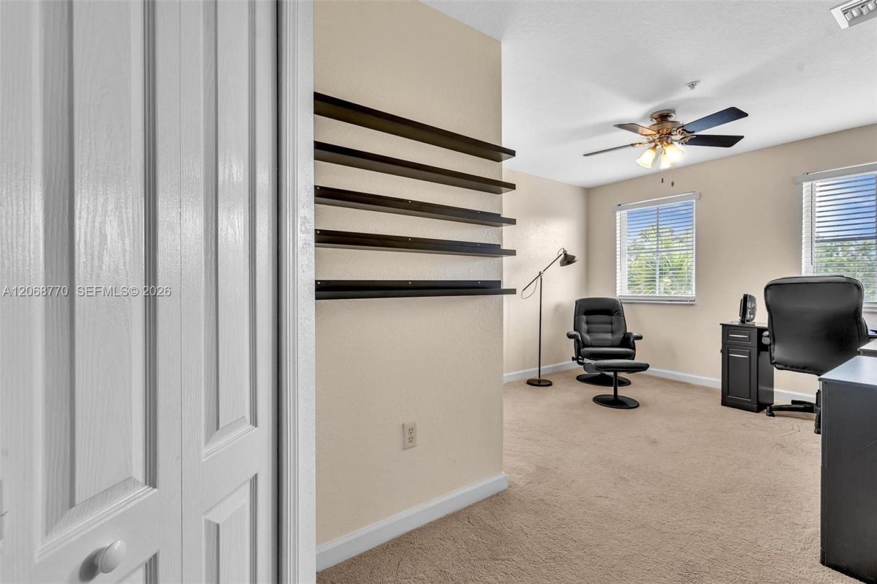 4435 SW 160th Ave, Unit 215, Miramar, FL 33027 Photo