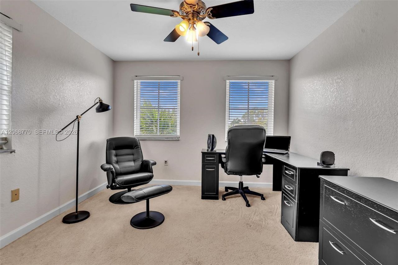 4435 SW 160th Ave, Unit 215, Miramar, FL 33027 Photo