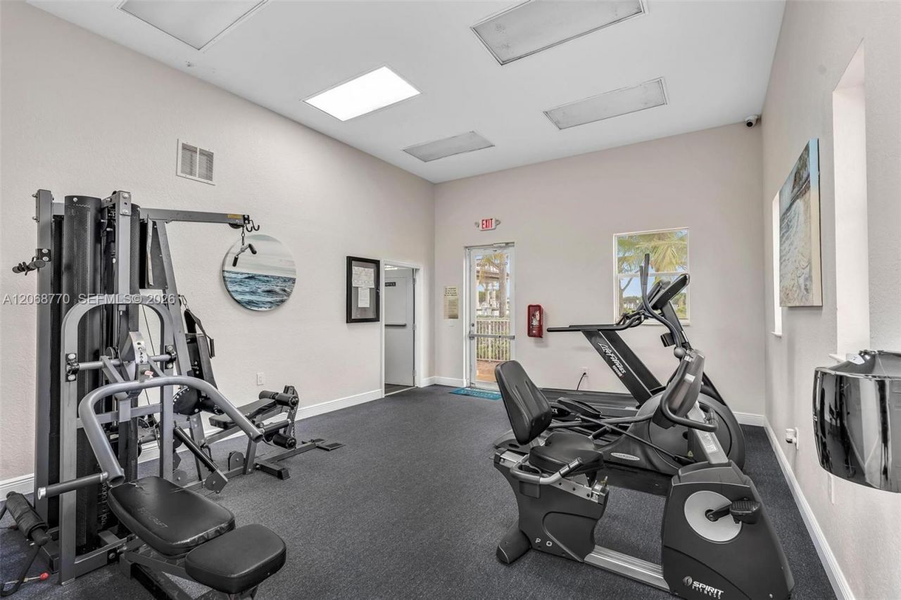 4435 SW 160th Ave, Unit 215, Miramar, FL 33027 Photo