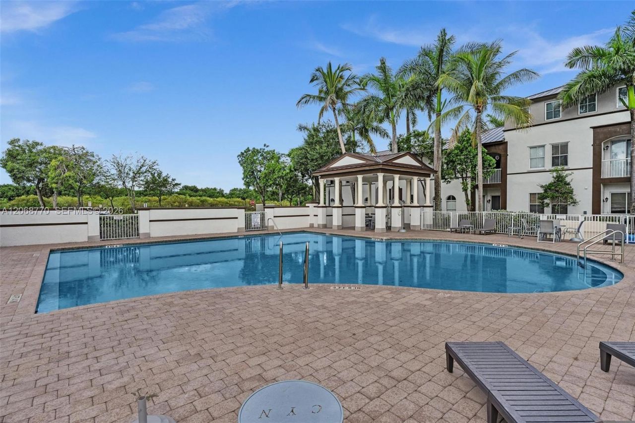 4435 SW 160th Ave, Unit 215, Miramar, FL 33027 Photo