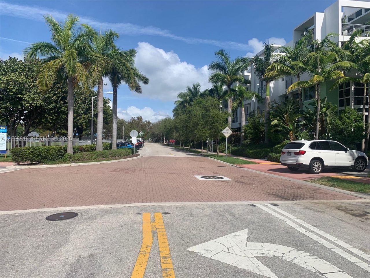 2 S Shore Dr , Unit 15, Miami Beach, FL 33141 Photo