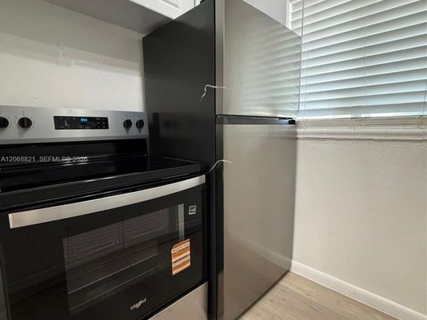10 NW 77th St , Unit 3, Miami, FL 33150