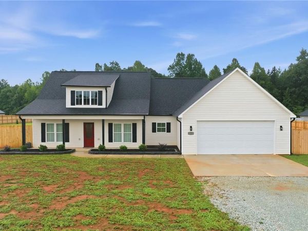 123 Gregorys Grange Drive, Yanceyville, NC 27379