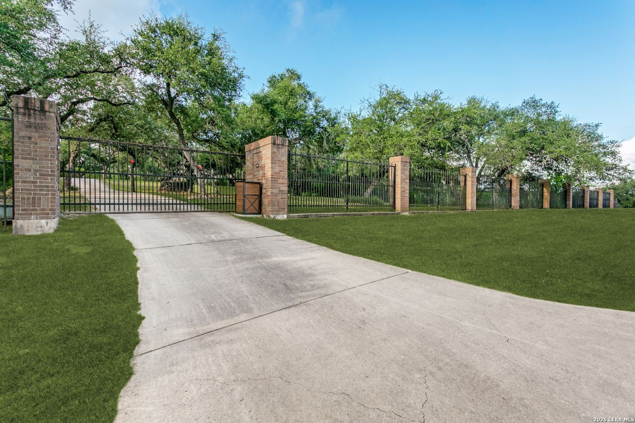 2810 Hiline Dr, Bulverde, TX 78163 Main Photo