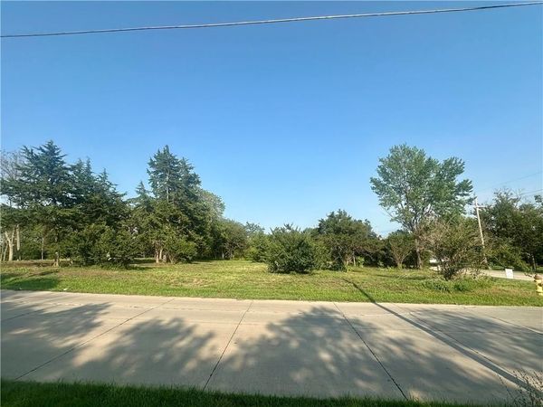S Hester and E. South Ave Street, Maryville, MO 64468
