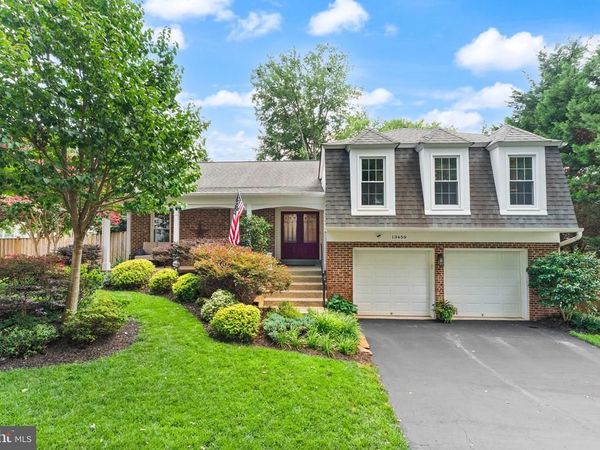 13459 STREAM VALLEY DRIVE, CHANTILLY, VA 20151