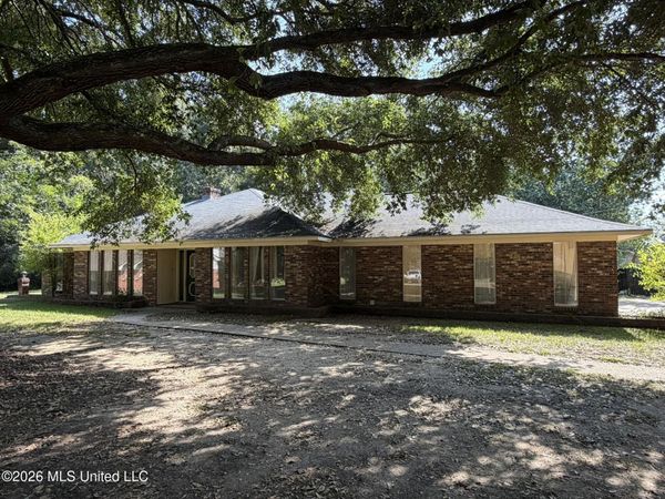 111 Greenwood Lane, Natchez, MS 39120