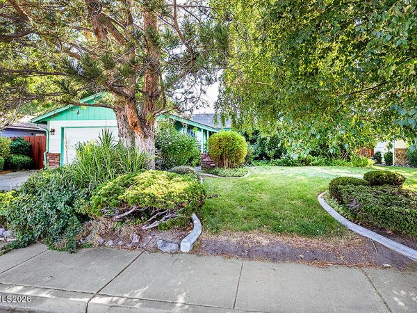 2880 Caballo Drive, Reno, NV 89502