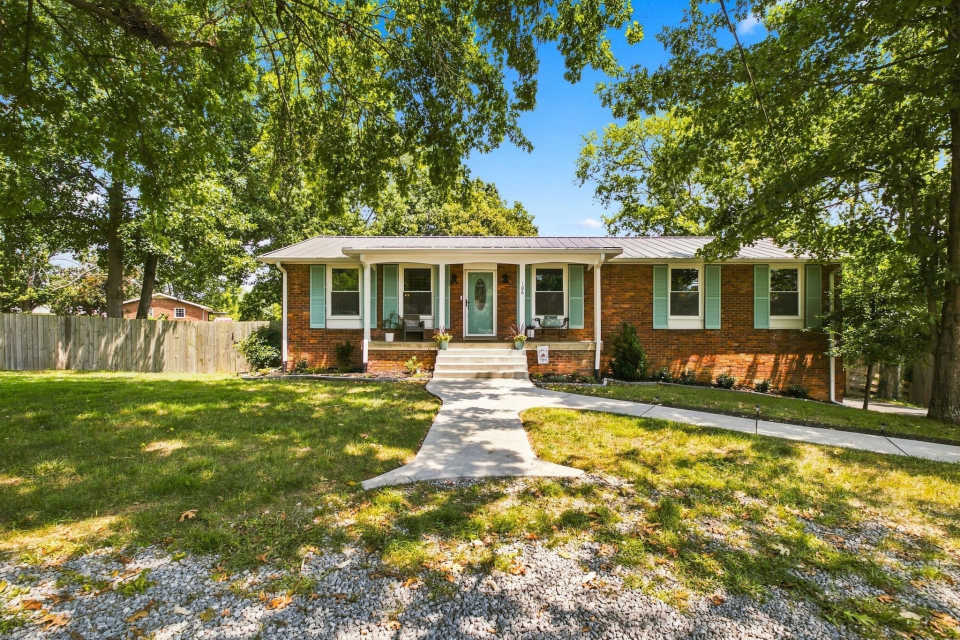 106 Marseille Dr, Hendersonville, TN 37075 Main Photo