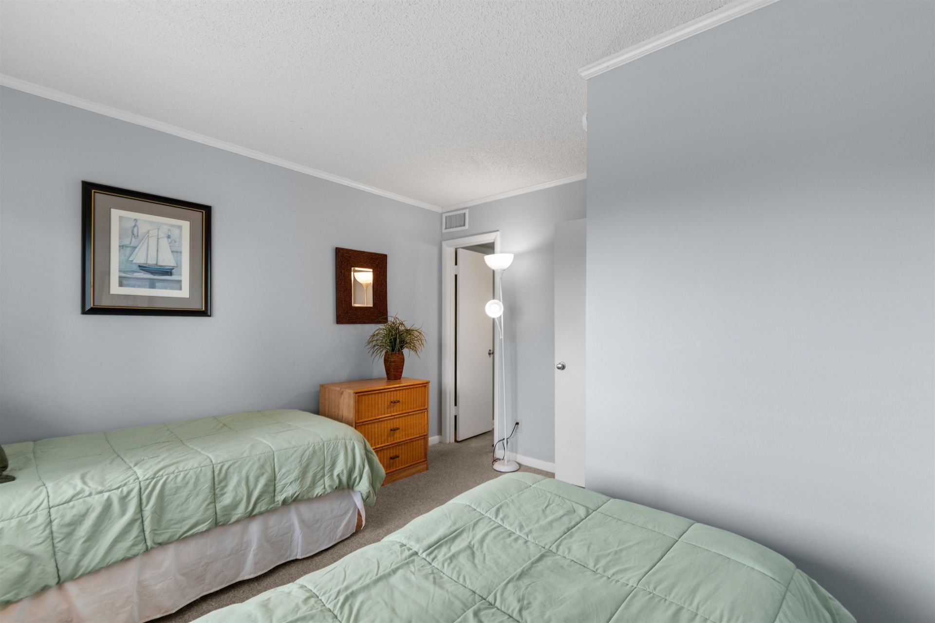 202 N Ocean Blvd. Photo 26