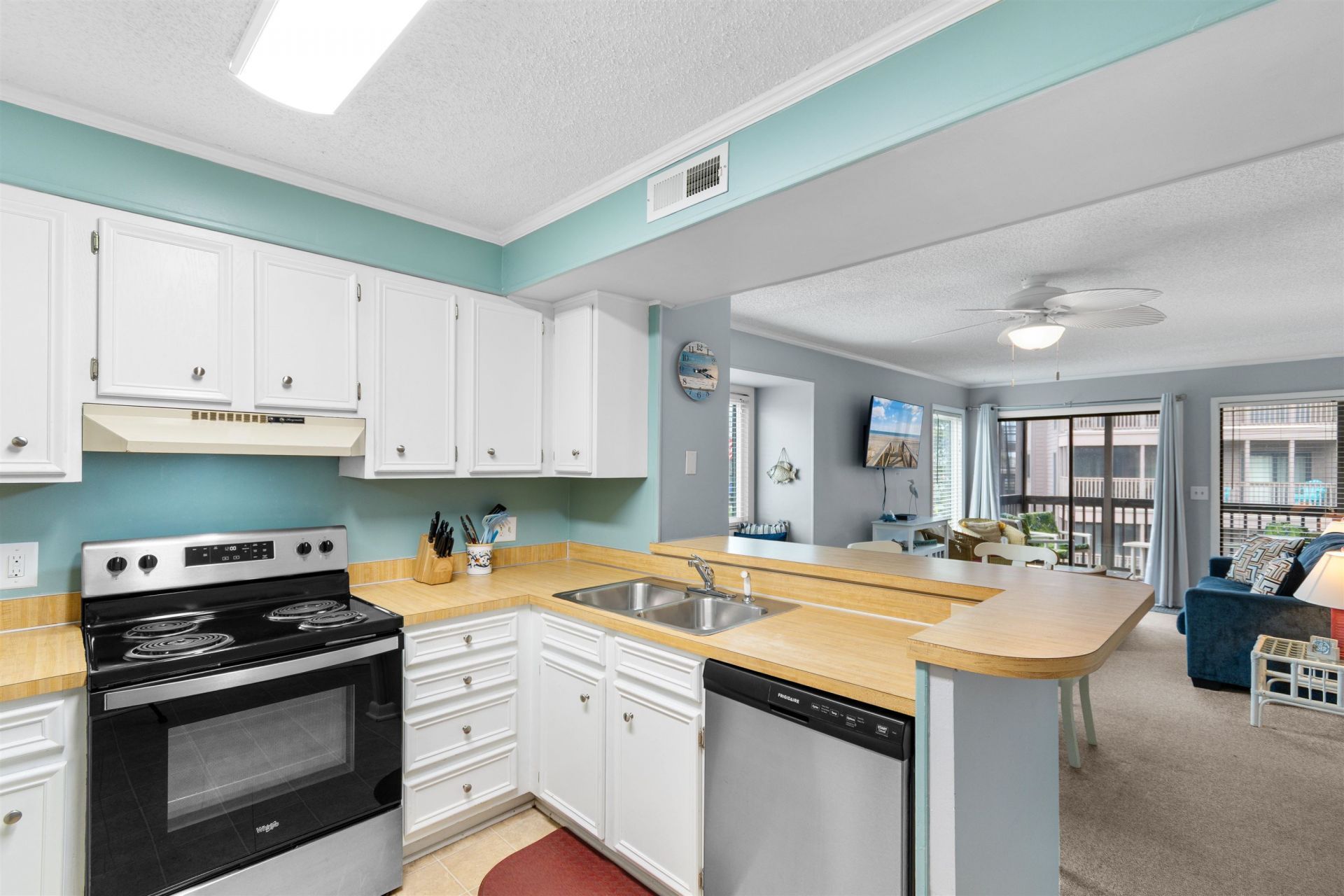 202 N Ocean Blvd. Photo 9