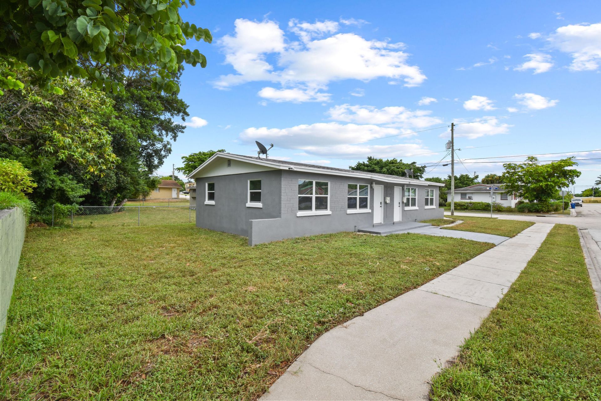 968 W 9th Street, Unit A1, Riviera Beach, FL 33404 Photo