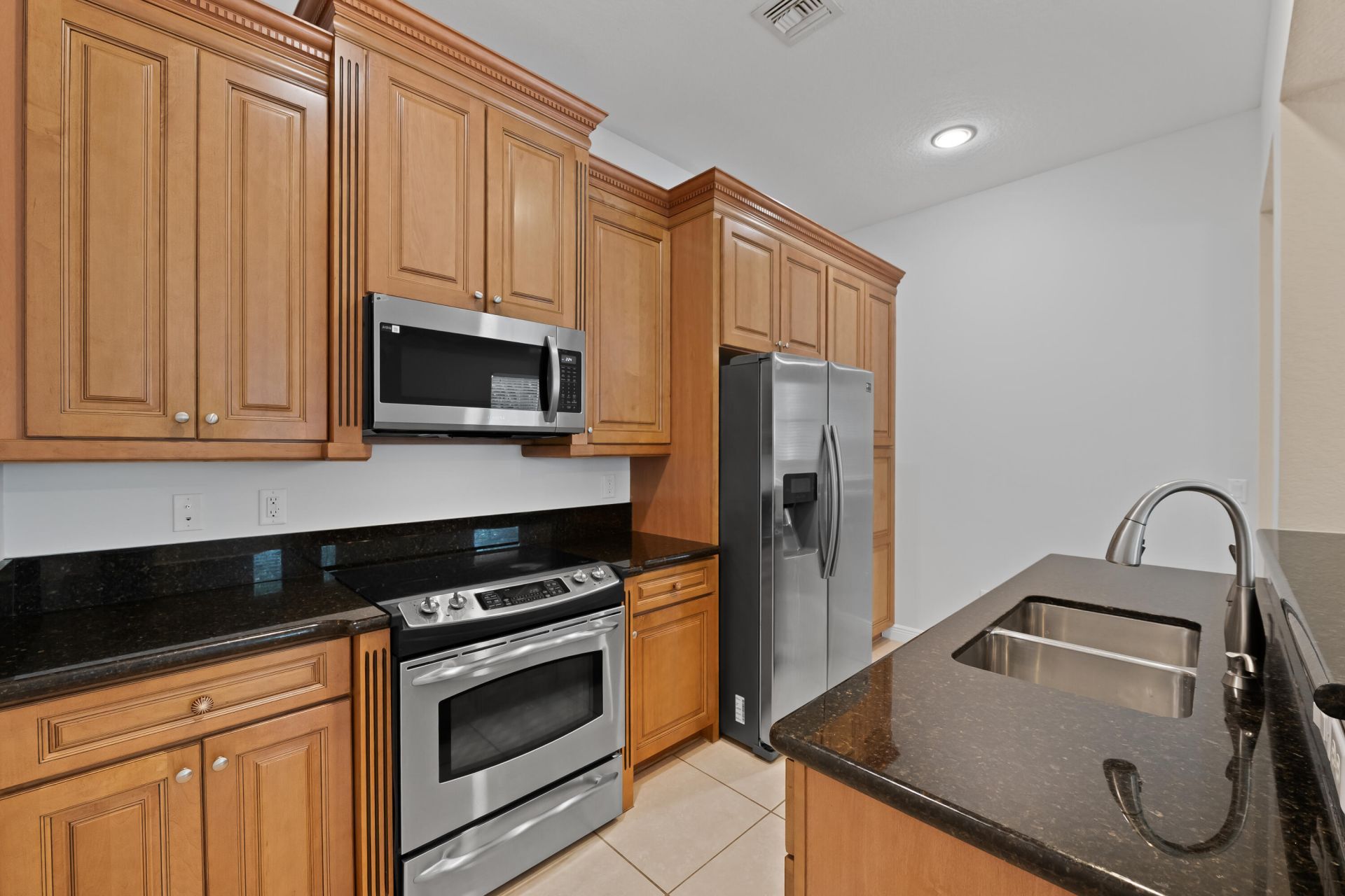 870 NW 83rd Lane, Boca Raton, FL 33487 Photo