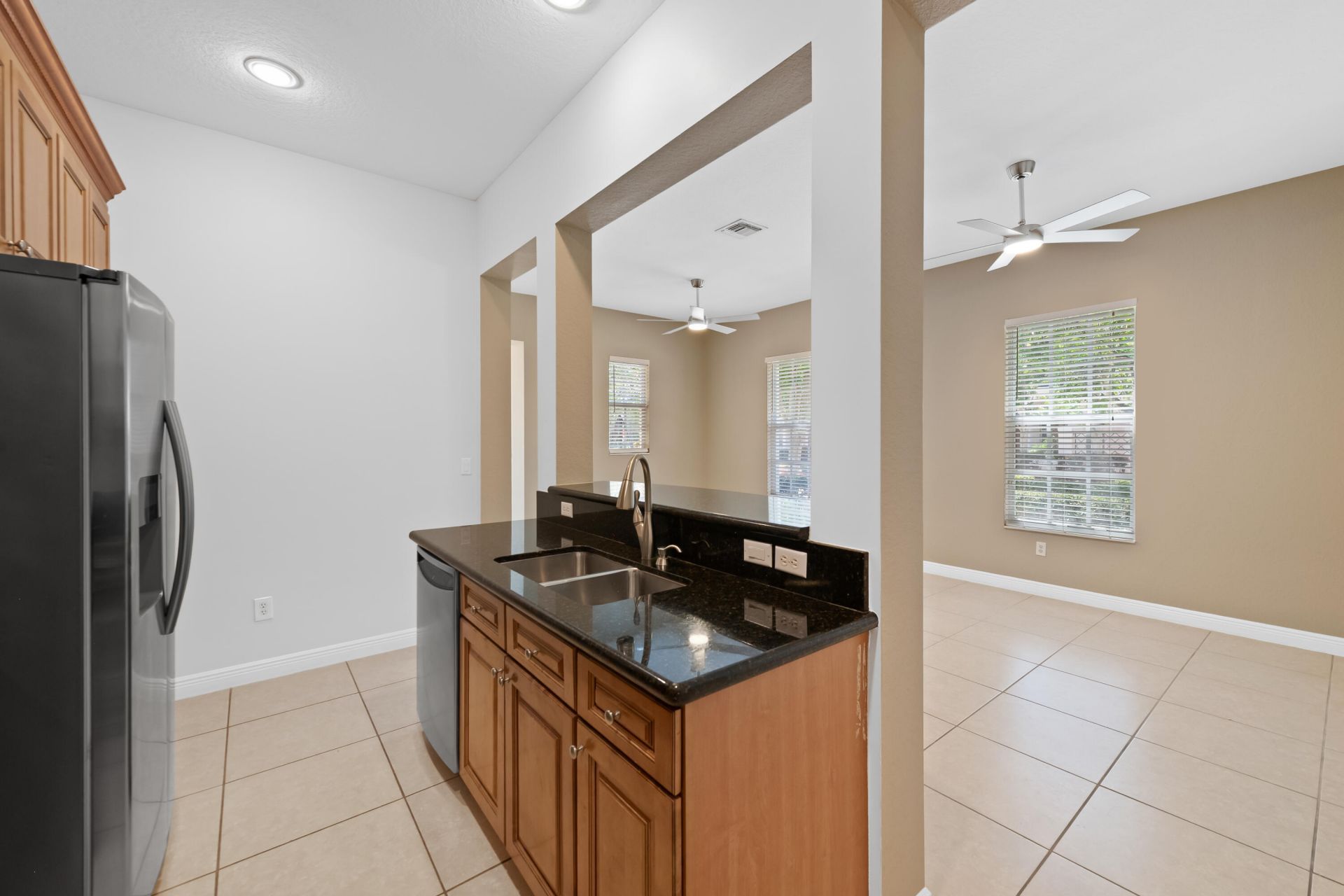870 NW 83rd Lane, Boca Raton, FL 33487 Photo