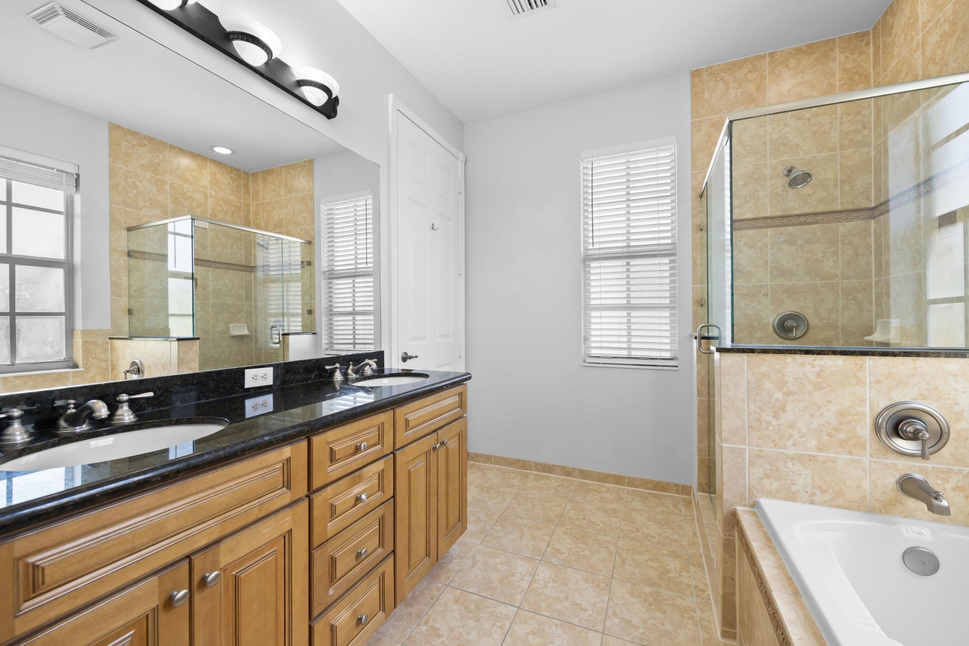 870 NW 83rd Lane, Boca Raton, FL 33487 Photo