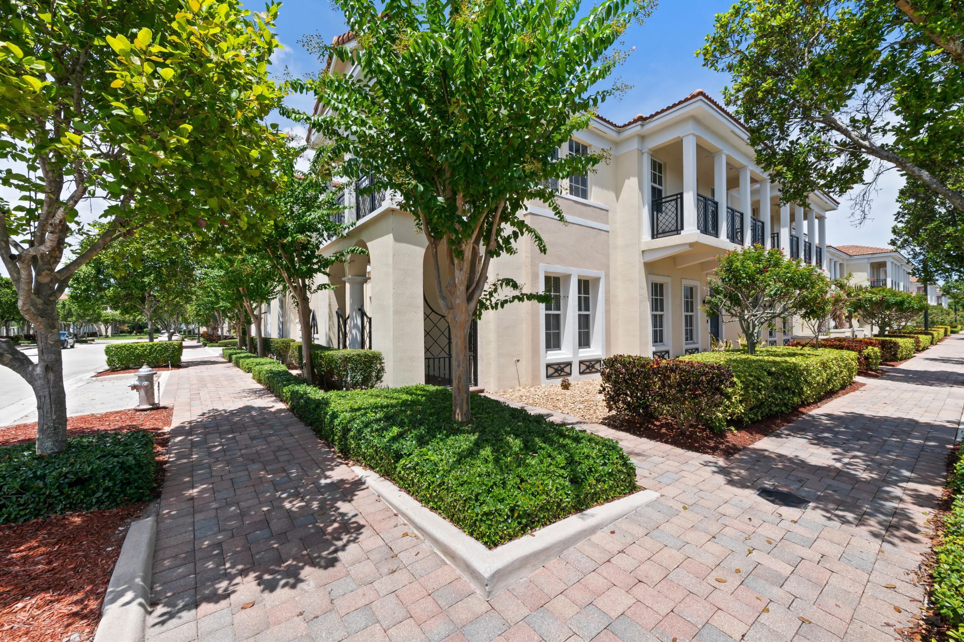 870 NW 83rd Lane, Boca Raton, FL 33487 Photo