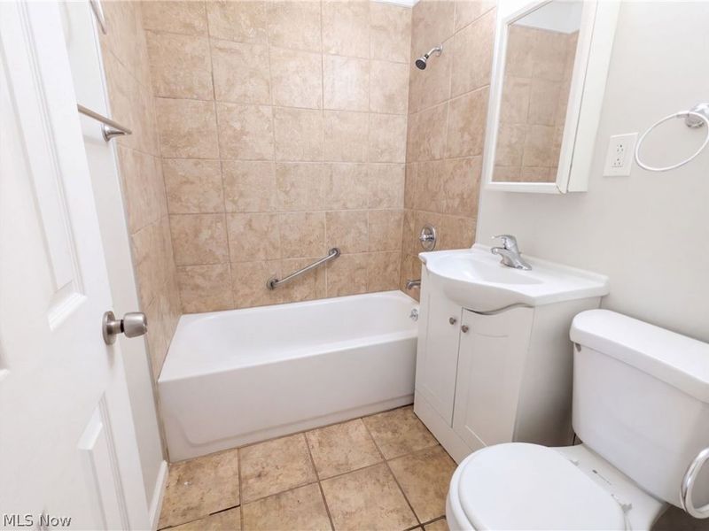 12722 Emery Avenue, Cleveland, OH 44135 Photo 13