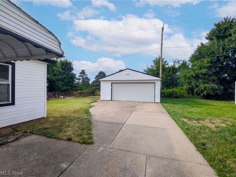 12722 Emery Avenue, Cleveland, OH 44135 Photo 17