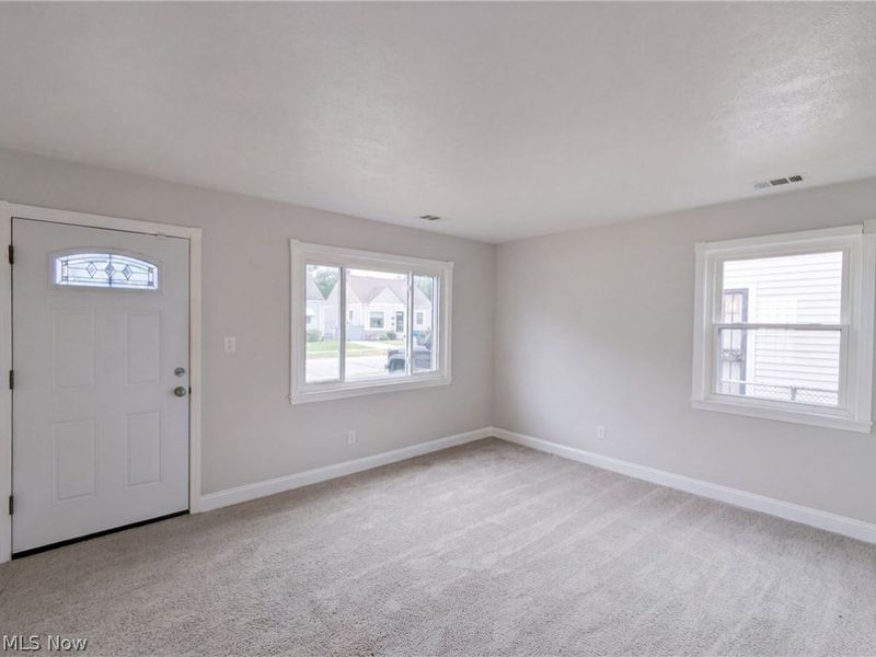 12722 Emery Avenue, Cleveland, OH 44135 Photo 3
