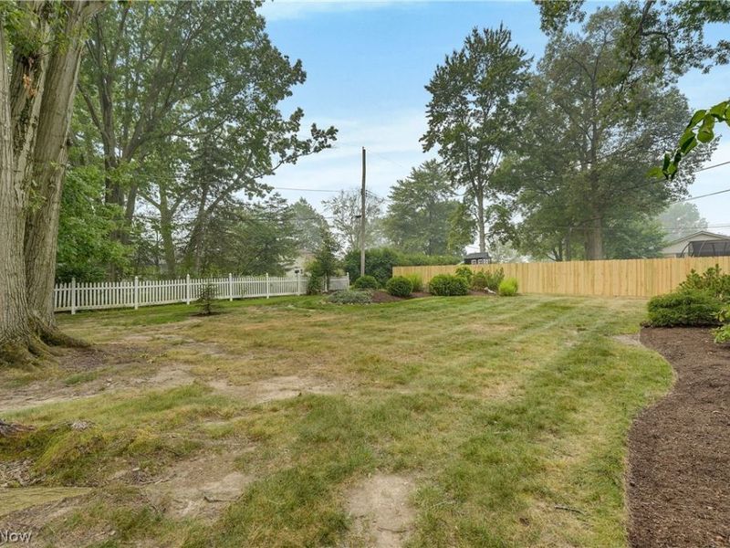 4880 Maple Hill Drive, Seven Hills, OH 44131 Photo 30