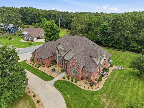 1160 Sarah Street, West Plains, MO 65775