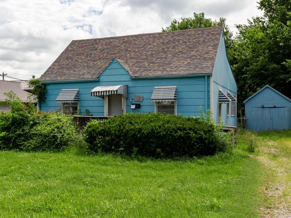 1210 S Market Street , Mt Vernon, MO 65712
