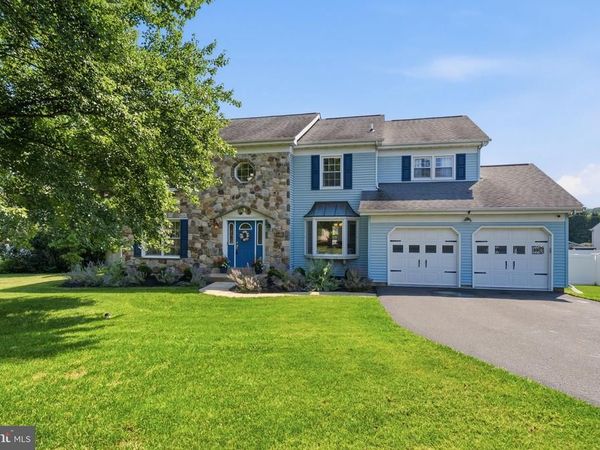 103 VALLEY VIEW CIRCLE, PHOENIXVILLE, PA 19460
