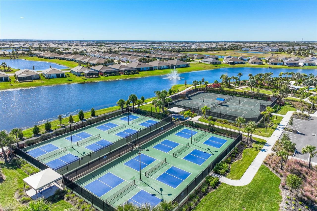 18334 Tavernside Trail, Lakewood Ranch, FL 34211 Photo