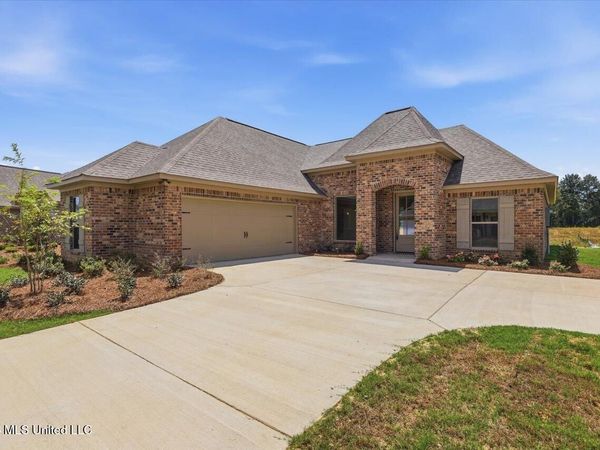 144 Stapleton Drive, Canton, MS 39046