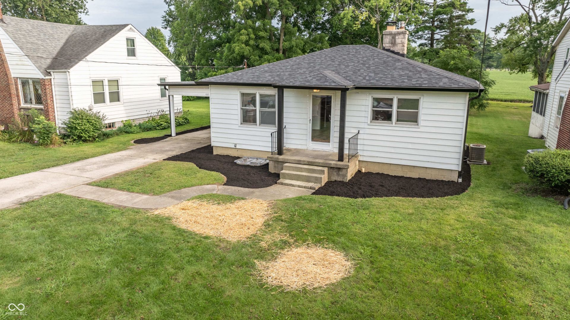 1217 Lindberg Road, Anderson, IN 46012 Main Photo