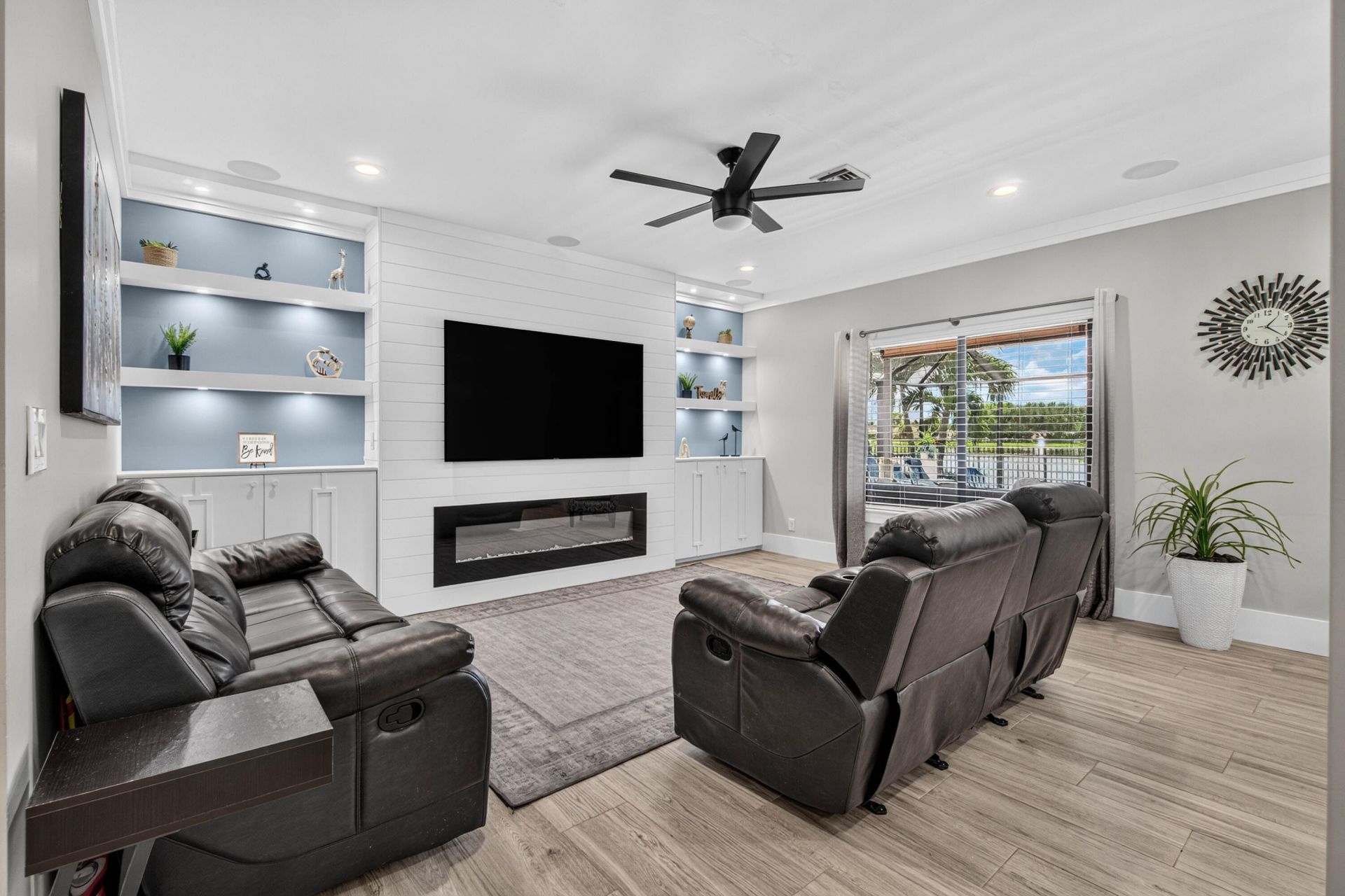 3725 Cypress Lake Drive, Lake Worth, FL 33467 Photo