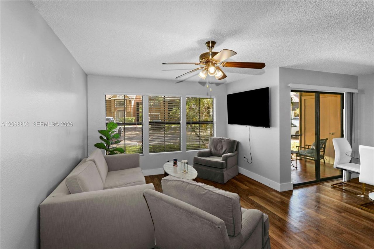 15600 SW 106th Ln , Unit 1007, Miami, FL 33196 Photo