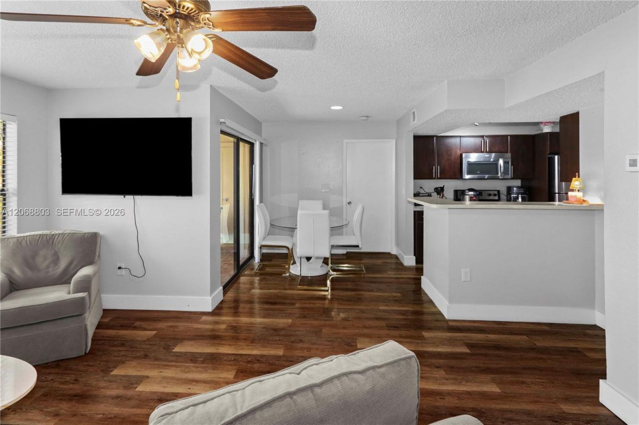 15600 SW 106th Ln , Unit 1007, Miami, FL 33196 Photo