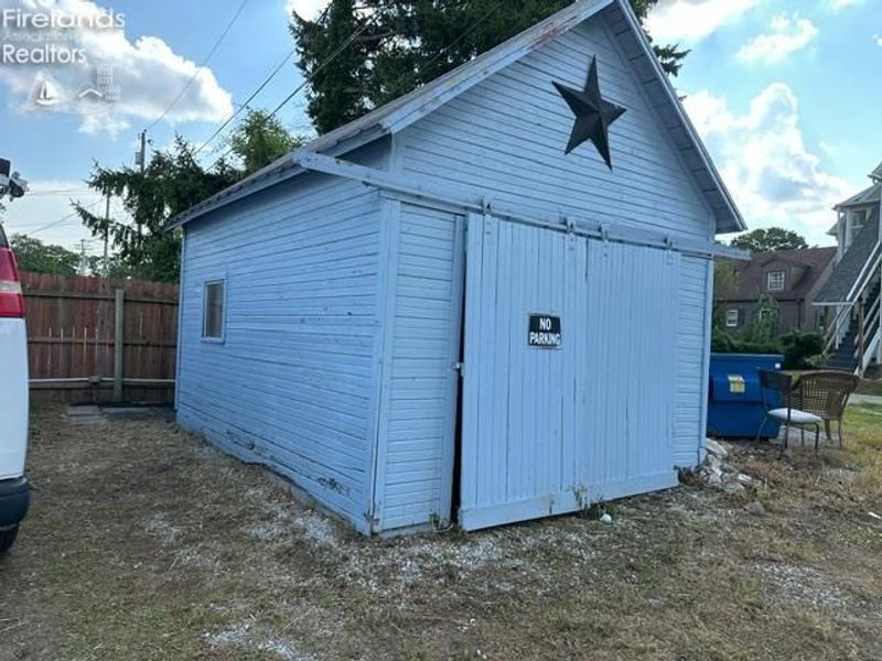 227 Franklin Street, Tiffin, OH 44883 Photo 6