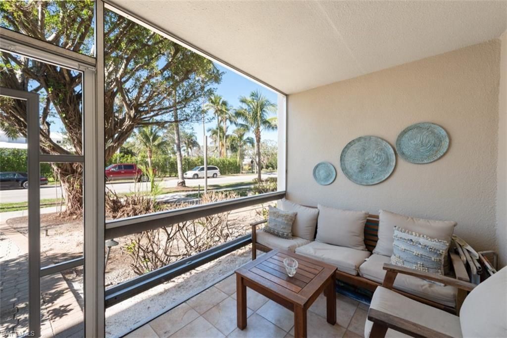 1021 3rd St S, Unit 102, Naples, FL 34102 Photo