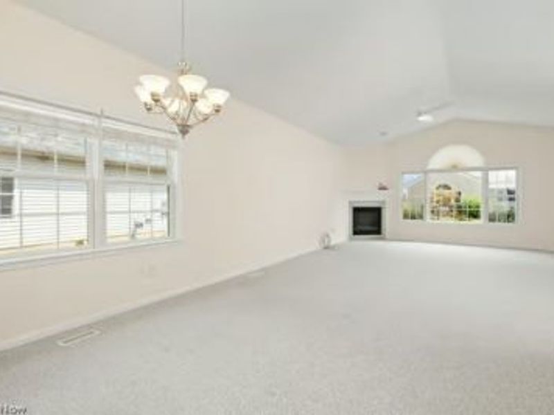 132 Arrow Court, Elyria, OH 44035 Photo 9