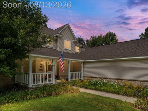 130 Holly Hock Lane, Brandon Township, Mi 48462
