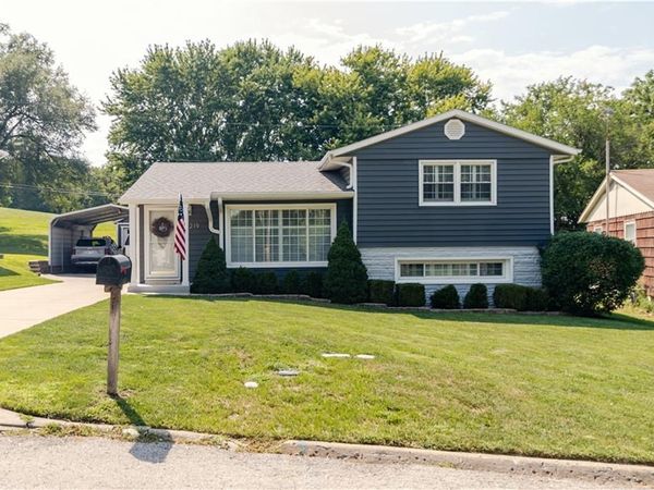 1219 Mound Drive, Atchison, KS 66002