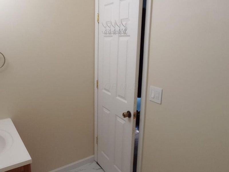 5888 Abernathy Lane, Unit 5888A, Columbus, OH 43232 Photo 23