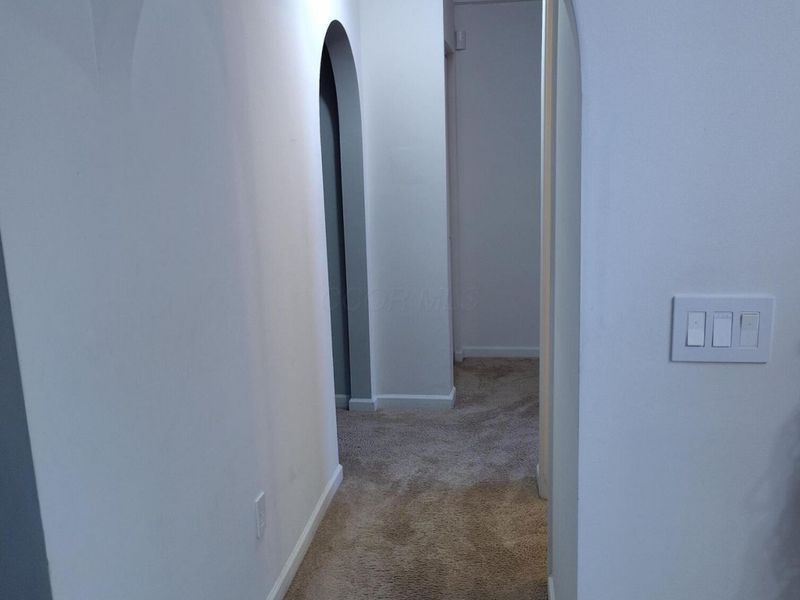 5888 Abernathy Lane, Unit 5888A, Columbus, OH 43232 Photo 3