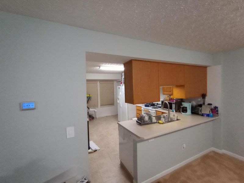 5888 Abernathy Lane, Unit 5888A, Columbus, OH 43232 Photo 7
