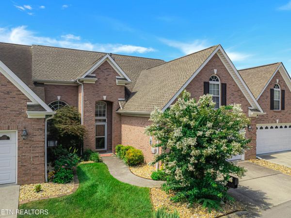 1139 Creekside Village Way , Seymour, TN 37865