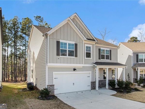 1083 Shadow Glen Drive, Fairburn, GA 30213