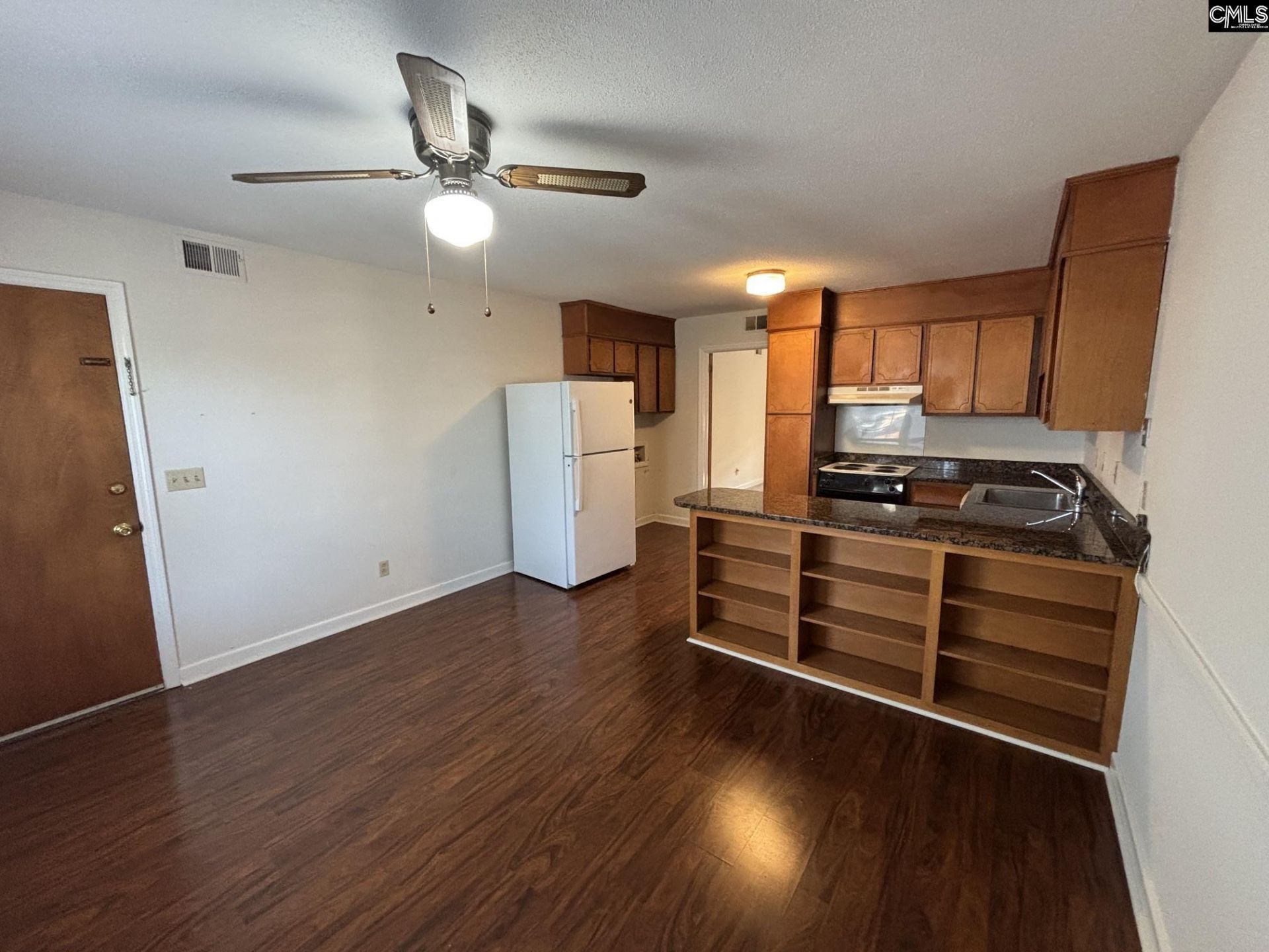 1702 Dalloz Road Photo 4