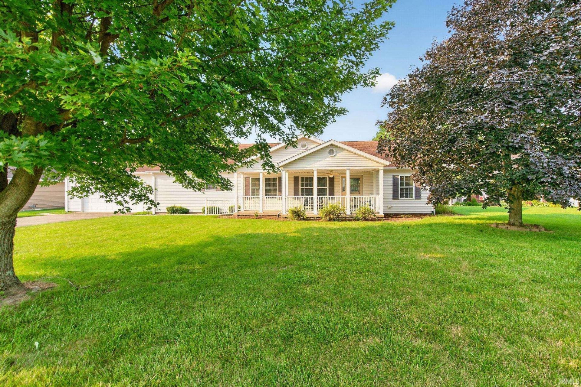 1427 Innsdale Drive, New Castle, IN 47362 Main Photo